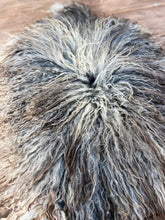 Load image into Gallery viewer, Grey Icelandic Lamb Pelt