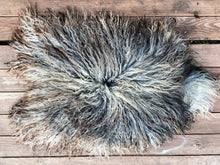 Load image into Gallery viewer, Grey Icelandic Lamb Pelt
